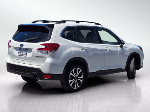 Used 2024 Subaru Forester Limited AWD/4WD image 4