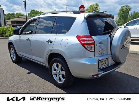 Used 2011 Toyota RAV4 2WD w/ Base L4 Extra Value Pkg image 8