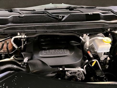Used 2019 RAM 2500 Limited image 31