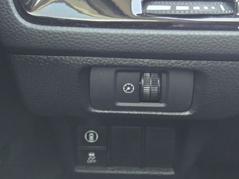 Used 2023 Honda Civic LX image 19
