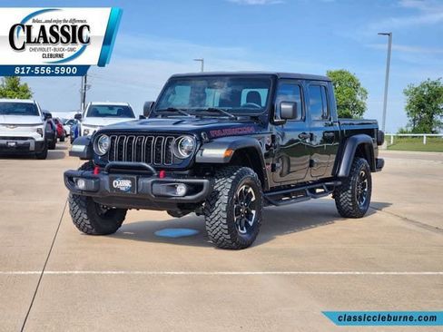 Used 2024 Jeep Gladiator Rubicon w/ Technology Group AWD/4WD image 6