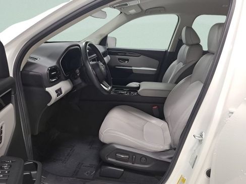 Used 2025 Honda Pilot EX-L image 20