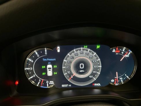 Used 2019 Cadillac Escalade Luxury AWD/4WD image 47