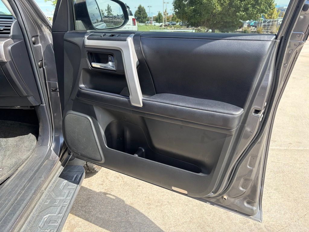 Used 2019 Toyota 4Runner SR5 Premium AWD/4WD image 25