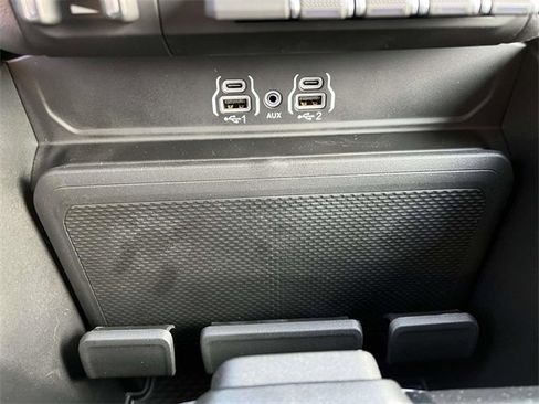 New 2026 RAM 1500 4x4 Crew Cab image 22