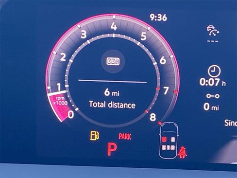 New 2026 Volkswagen Tiguan SE R-Line image 28