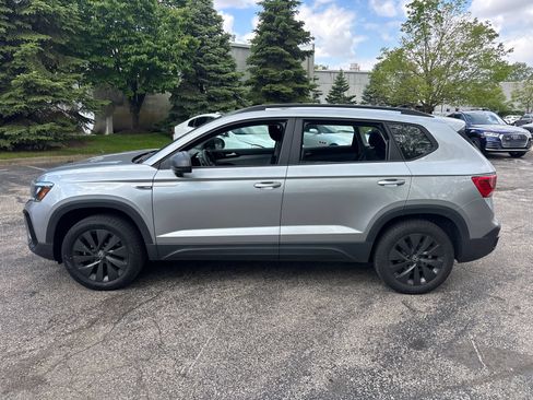 Certified 2023 Volkswagen Taos S FWD image 7