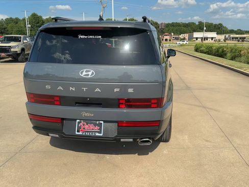 Used 2025 Hyundai Santa Fe SEL image 8