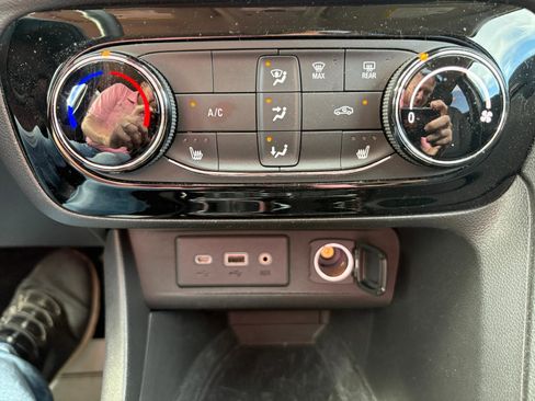 Used 2023 Buick Encore GX Preferred w/ Cold Weather Comfort Package image 25