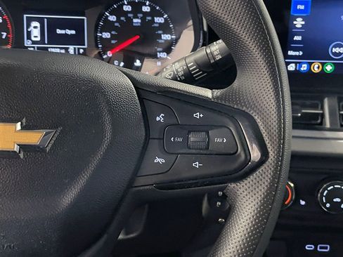 Used 2024 Chevrolet Trax LS w/ LS Convenience Package image 32