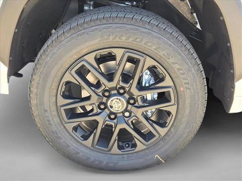 New 2026 Toyota Tundra Limited AWD/4WD image 10