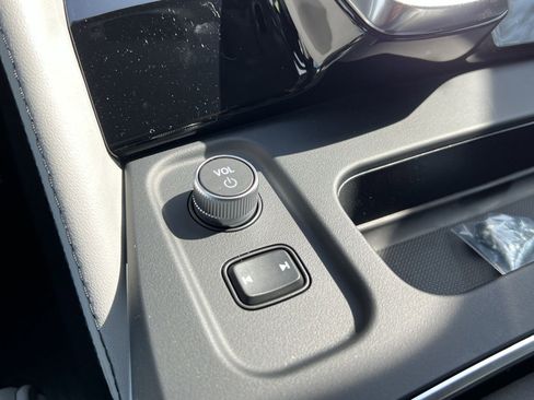 New 2026 Acura MDX SH-AWD w/ Advance Package image 15