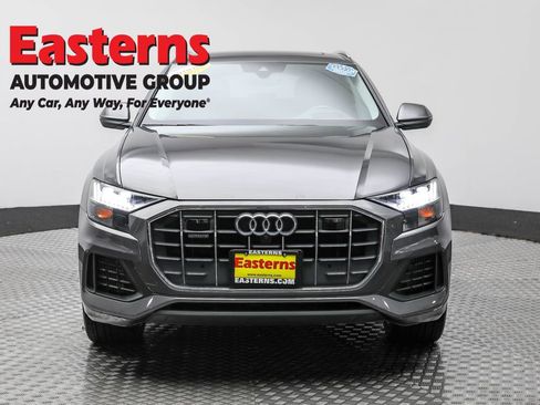 Used 2022 Audi Q8 Prestige w/ Prestige Package image 2
