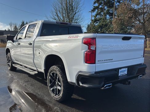 Used 2024 Chevrolet Silverado 1500 LT Trail Boss w/ Convenience Package II image 26