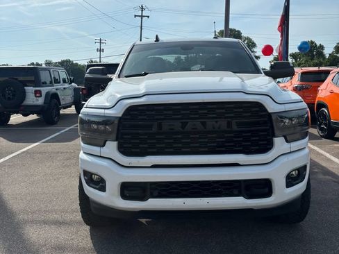 Used 2022 RAM 2500 Big Horn w/ Night Edition AWD/4WD image 2