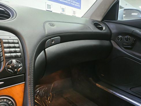 Used 2007 Mercedes-Benz SL 600 image 34