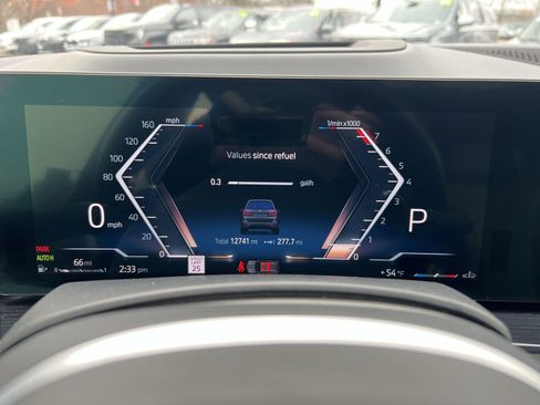 Used 2023 BMW X7 xDrive40i w/ M Sport Package image 17