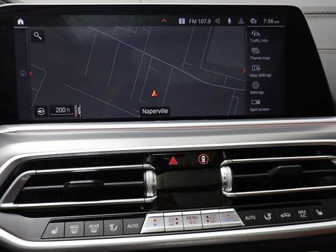 Used 2022 BMW X6 xDrive40i w/ Premium Package image 9