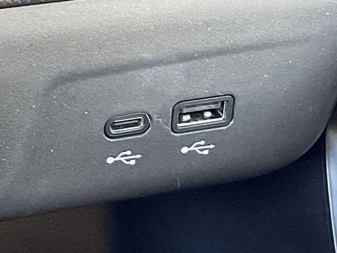 Certified 2024 Chevrolet TrailBlazer RS w/ Driver Confidence Package image 35