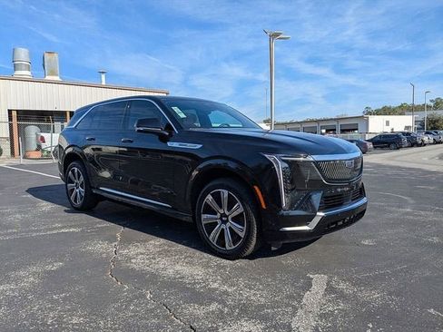 New 2025 Cadillac Escalade IQ Luxury 2 image 7