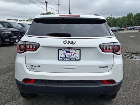 Used 2023 Jeep Compass Latitude AWD/4WD image 6