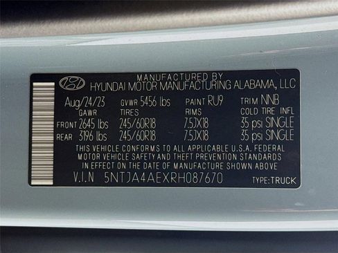 Certified 2024 Hyundai Santa Cruz SE FWD image 28