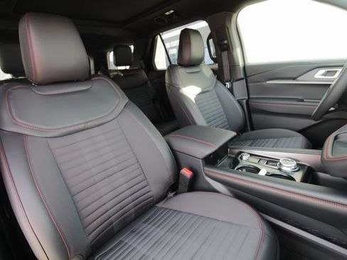 New 2026 Ford Explorer ST-Line w/ ST-Line Street Pack image 35