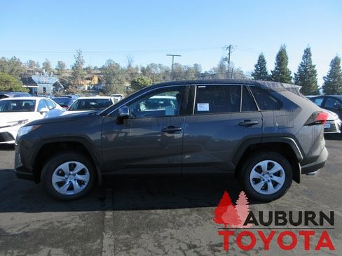 New 2025 Toyota RAV4 LE image 5