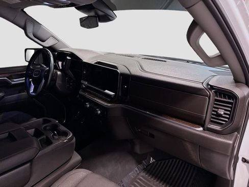 Certified 2024 GMC Sierra 2500 SLE w/ SLE Convenience Package image 25