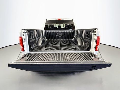 Used 2015 Ford F150 XLT w/ Equipment Group 302A Luxury AWD/4WD image 26