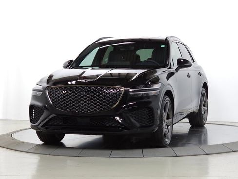 Used 2024 Genesis GV70 2.5T w/ Sport Prestige Package AWD/4WD image 3