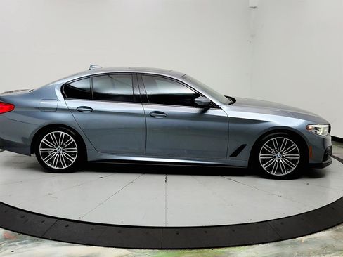Used 2019 BMW 530i w/ M Sport Package RWD image 4