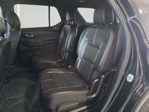 Used 2023 Chevrolet Traverse RS AWD/4WD image 27