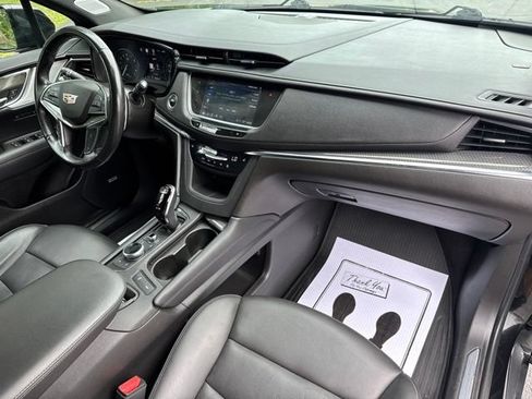 Used 2022 Cadillac XT5 Sportv w/ Technology Package AWD/4WD image 17