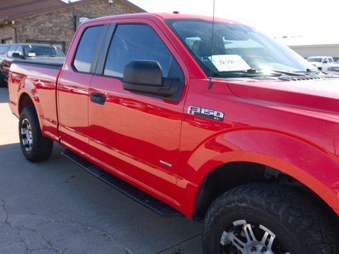 Used 2015 Ford F150 XL w/ Equipment Group 101A Mid AWD/4WD image 10