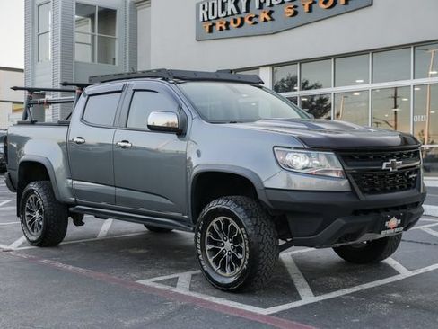Used 2019 Chevrolet Colorado ZR2 w/ LPO, Premium Interior Package AWD/4WD image 3