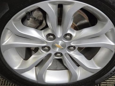 Used 2019 Chevrolet Cruze LT w/ Convenience Package image 11