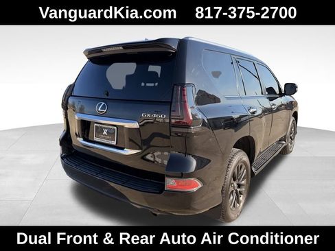Used 2023 Lexus GX 460 Premium w/ Premium Package image 4