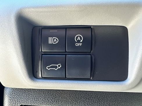 Certified 2024 Toyota Highlander LE image 30