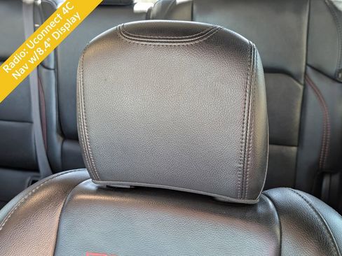 Used 2020 Jeep Gladiator Rubicon AWD/4WD image 16