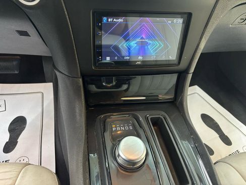 Used 2017 Chrysler 300 S RWD image 32