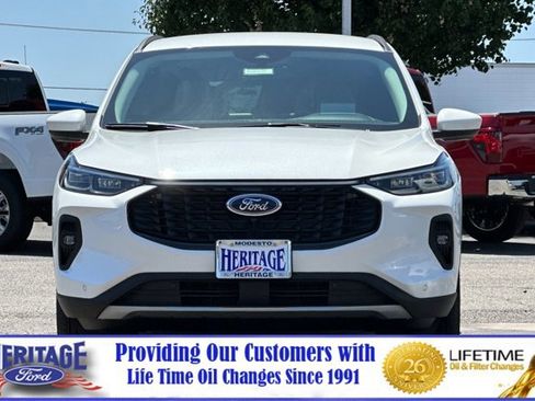 New 2025 Ford Escape SE w/ PHEV Premium Package image 6