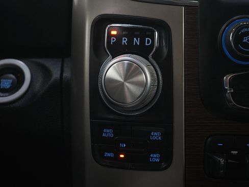 Used 2017 RAM 1500 Laramie w/ Convenience Group AWD/4WD image 17