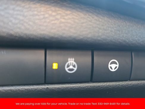 New 2026 Nissan Kicks SR w/ SR Premium Package AWD/4WD image 13