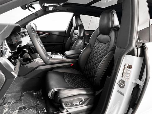 Certified 2024 Audi SQ8 Prestige image 19