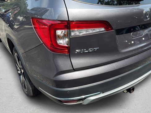 Used 2022 Honda Pilot Touring image 12