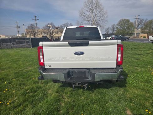 Used 2024 Ford F250 XLT AWD/4WD image 6