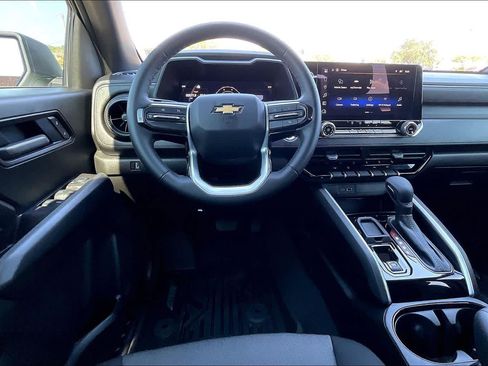 Used 2026 Chevrolet Colorado W/T w/ WT Convenience Package II RWD image 13