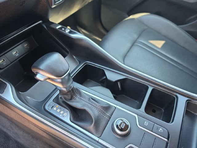 Used 2022 Kia Sorento S FWD image 21