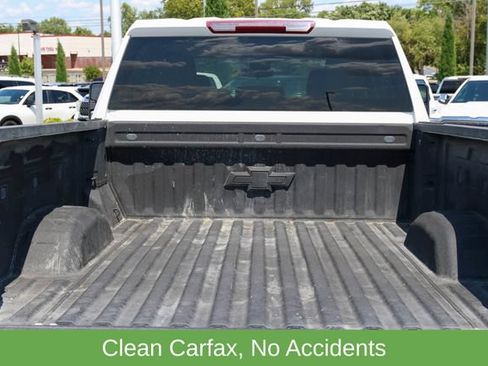 Used 2024 Chevrolet Silverado 2500 LT AWD/4WD image 10